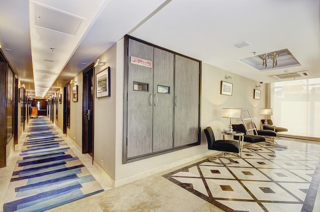 Palm Spring A Boutique Hotel New Delhi Exterior photo