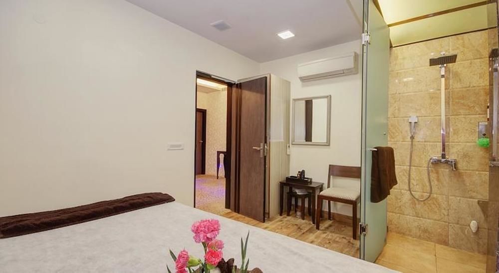 Palm Spring A Boutique Hotel New Delhi Exterior photo